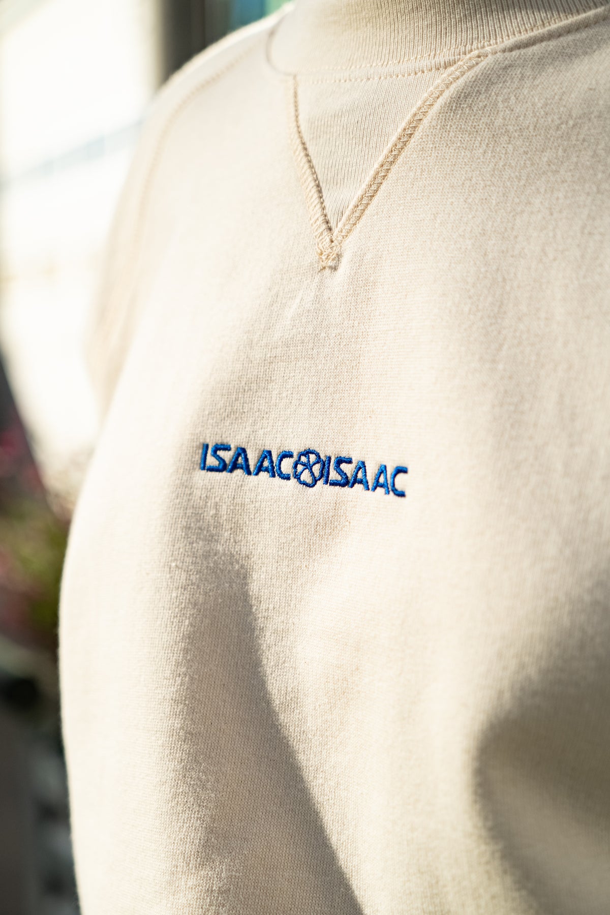 Crew neck crème fleur bleue