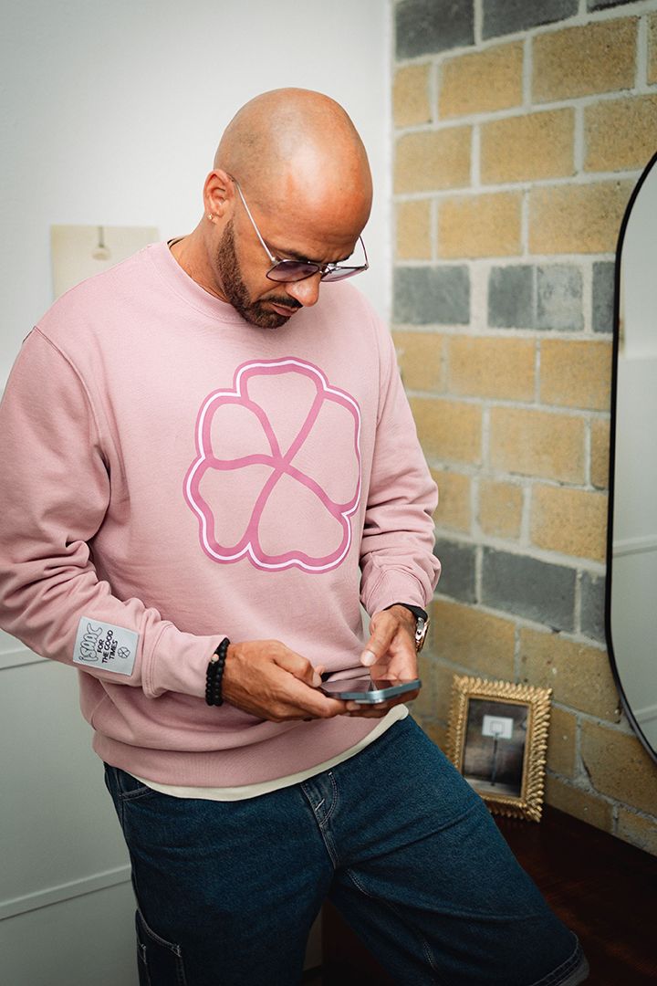 Crew Neck Lucky Bloom